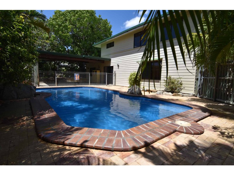 16 Aplin Street, Charters Towers City QLD 4820