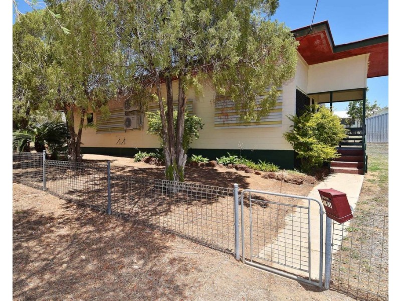10 School Street, Charters Towers City QLD 4820