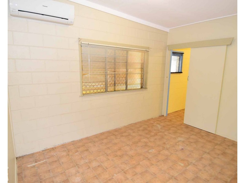 10 School Street, Charters Towers City QLD 4820