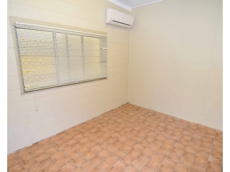 10 School Street, Charters Towers City QLD 4820