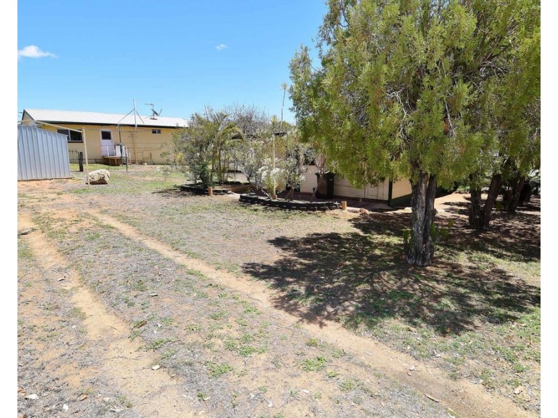10 School Street, Charters Towers City QLD 4820