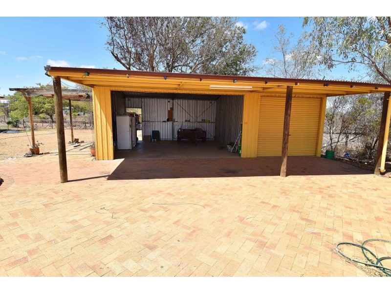 9 Wilson Street, Charters Towers QLD 4820