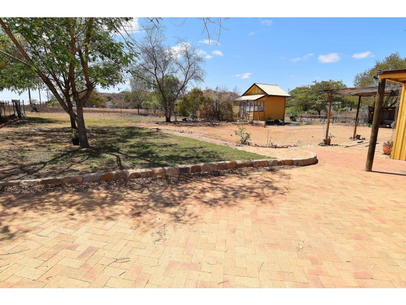 9 Wilson Street, Charters Towers QLD 4820