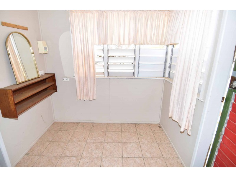 9 Wilson Street, Charters Towers QLD 4820