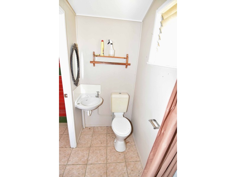 9 Wilson Street, Charters Towers QLD 4820