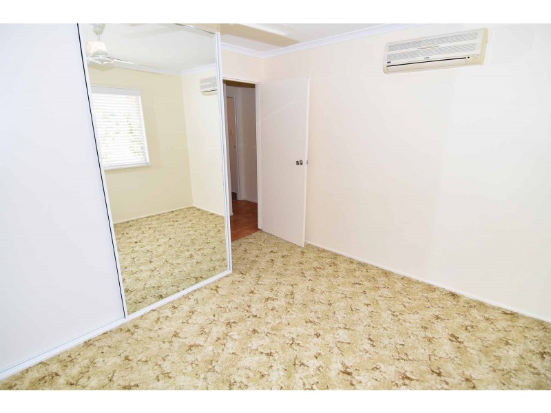 17 Oxford Street, Charters Towers QLD 4820
