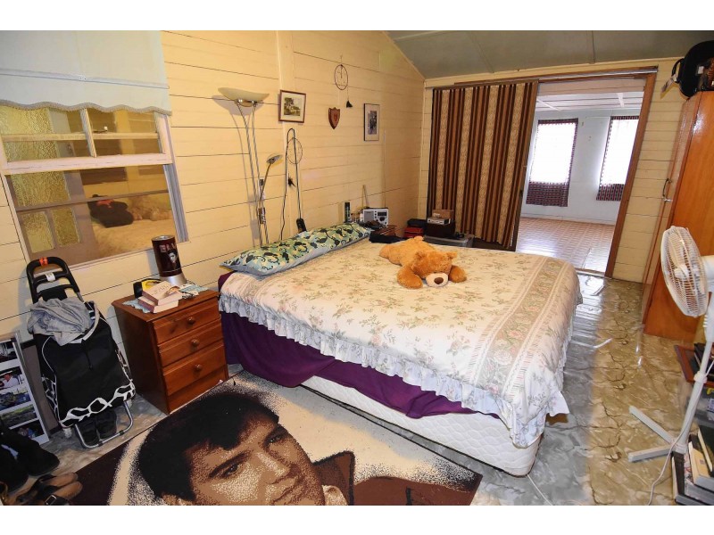 27 Mount Leyshon Road, Charters Towers QLD 4820