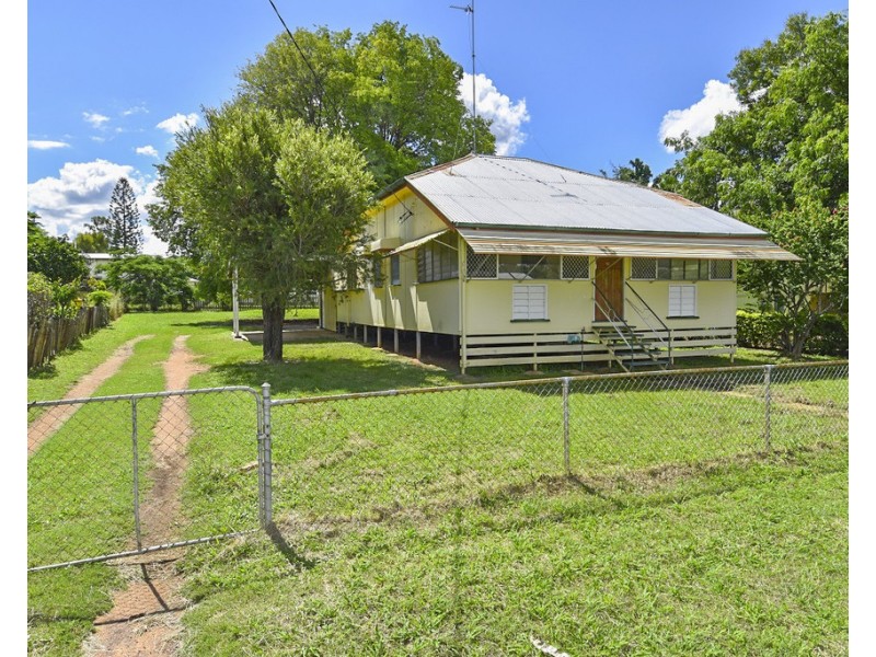 46 Racecourse Road, Charters Towers City QLD 4820