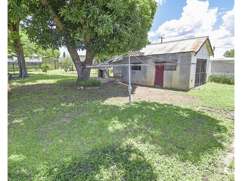 12 Mary Street, Charters Towers City QLD 4820