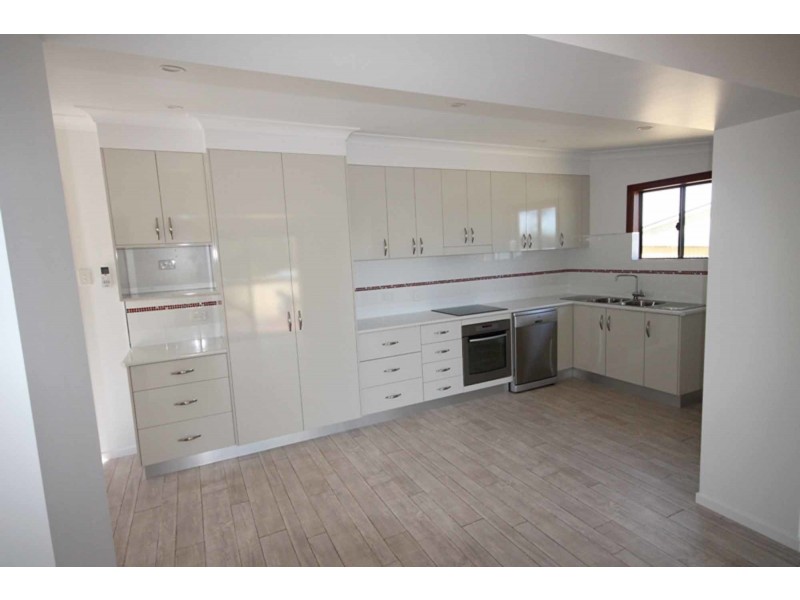 10 Armstrong Road, Queenton QLD 4820