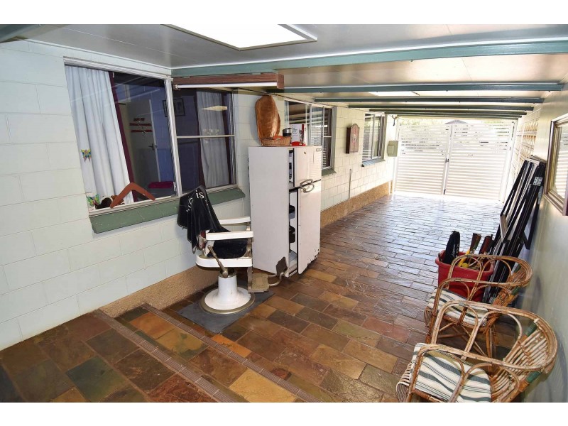 1 Hicks Street, Charters Towers QLD 4820