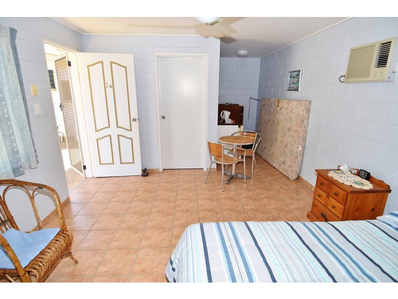 1 Hicks Street, Charters Towers QLD 4820
