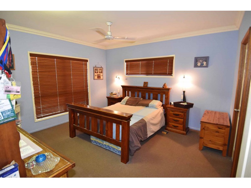 98 Nagle Street, Millchester QLD 4820
