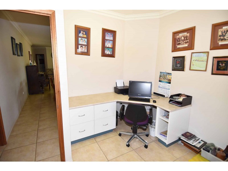 98 Nagle Street, Millchester QLD 4820