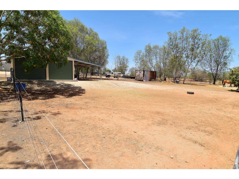 98 Nagle Street, Millchester QLD 4820