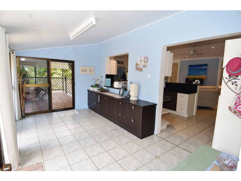 8 Milner Road, Charters Towers QLD 4820