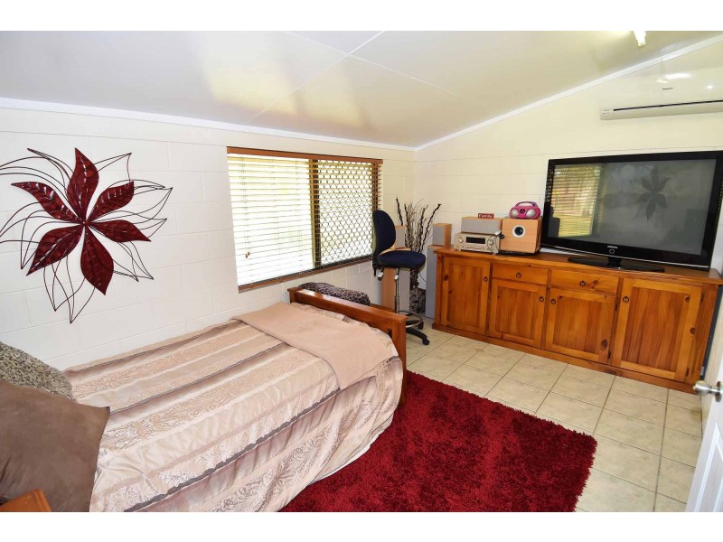 8 Milner Road, Charters Towers QLD 4820