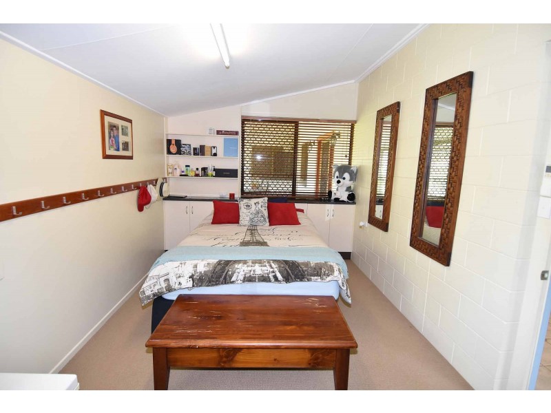 8 Milner Road, Charters Towers QLD 4820