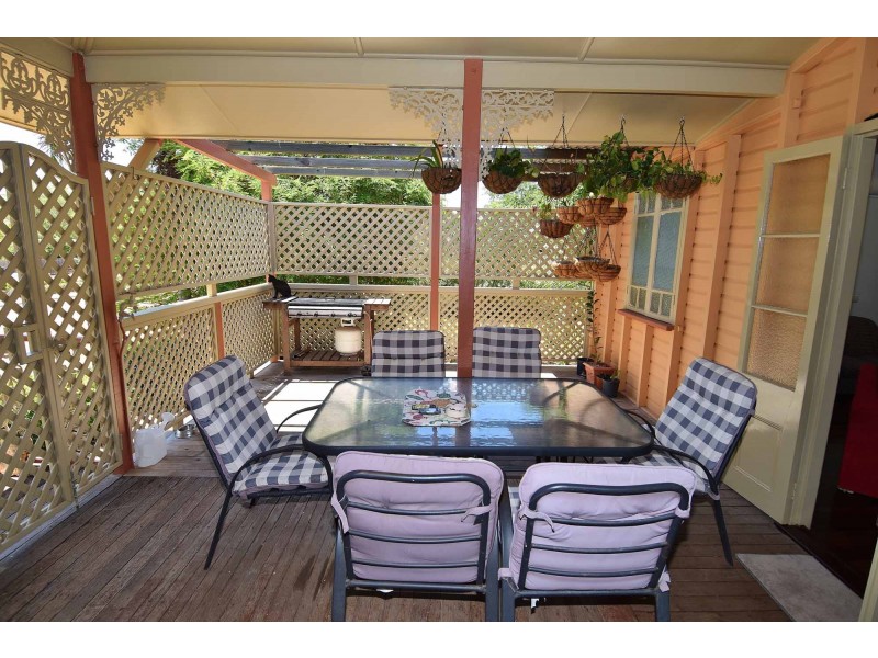 46 King Street, Charters Towers QLD 4820