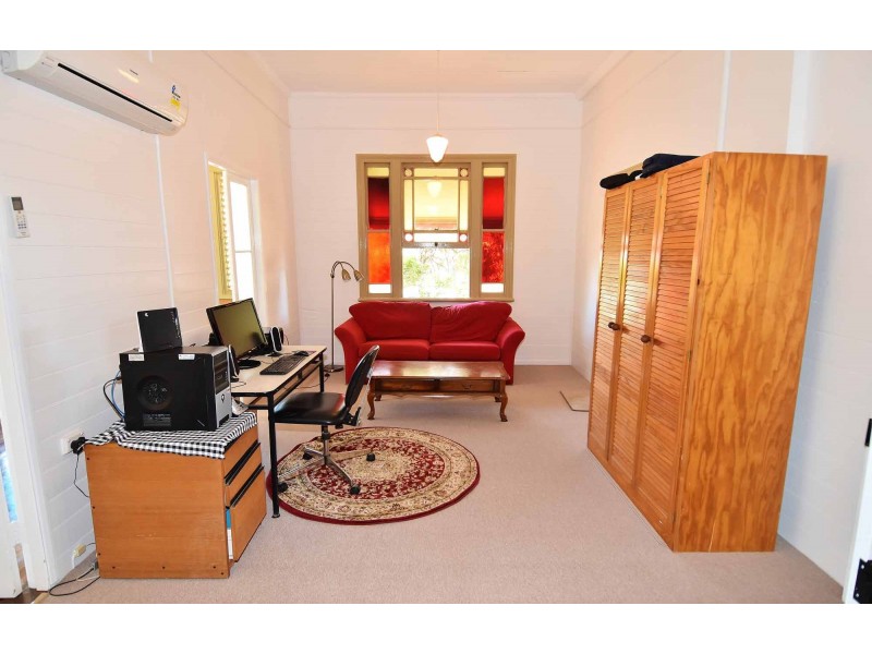 46 King Street, Charters Towers QLD 4820