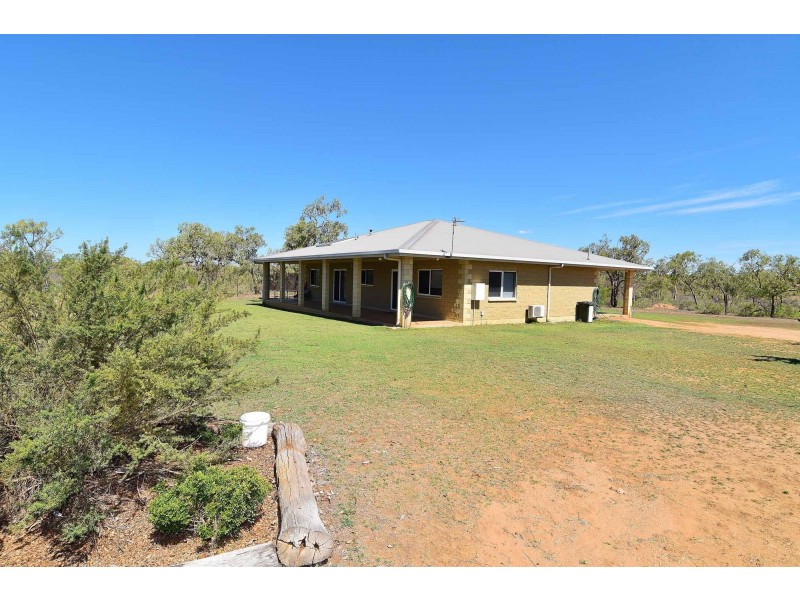 2 Ashglen Road, Charters Towers QLD 4820
