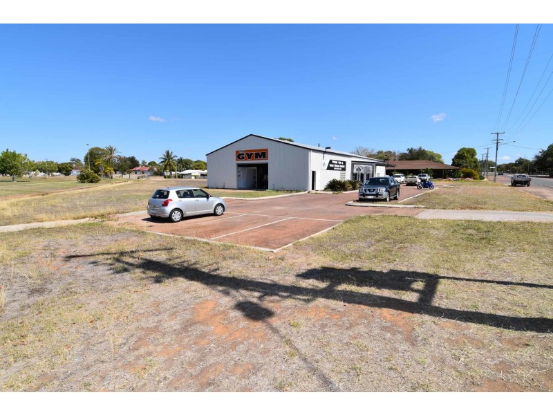14 Boundary Street, Charters Towers QLD 4820