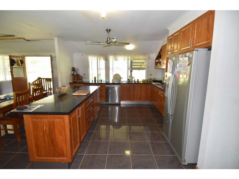 12323 Flinders Highway, Queenton QLD 4820