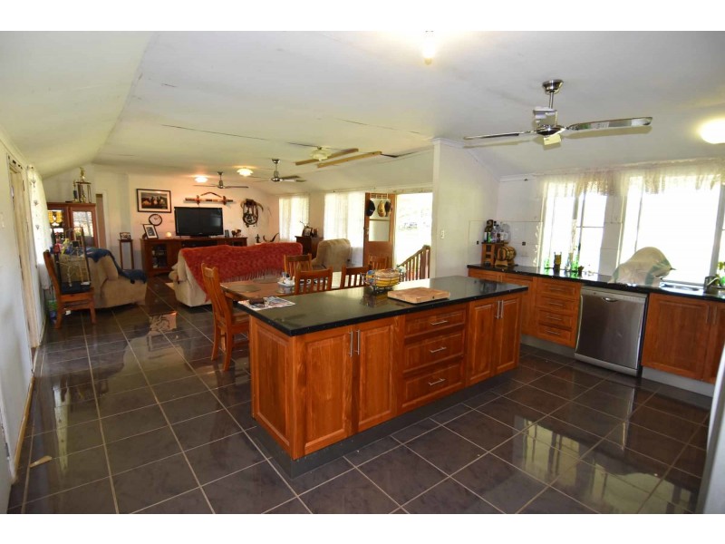 12323 Flinders Highway, Queenton QLD 4820