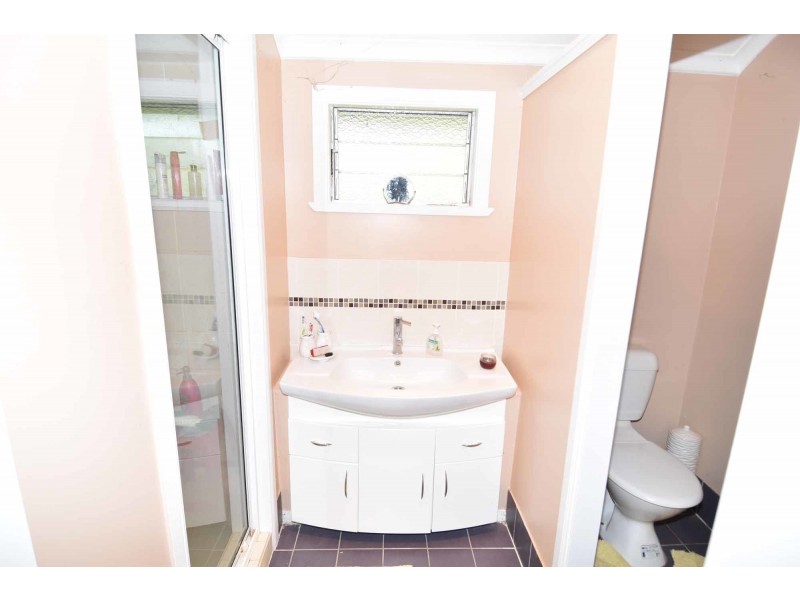 12323 Flinders Highway, Queenton QLD 4820