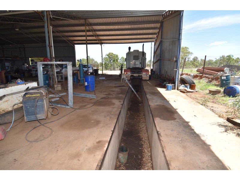 12323 Flinders Highway, Queenton QLD 4820