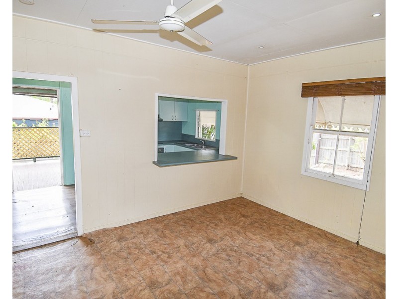 35 High Street, Charters Towers City QLD 4820
