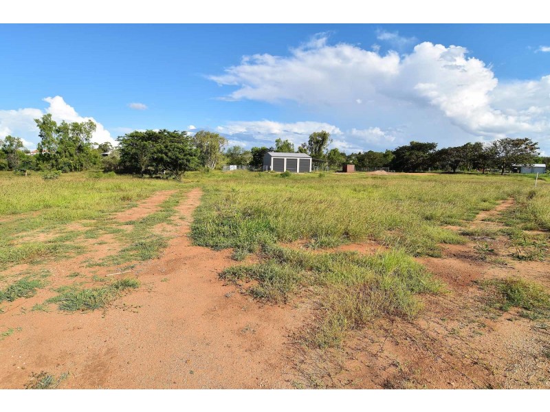 22 Golf Links Drive, Toll QLD 4820