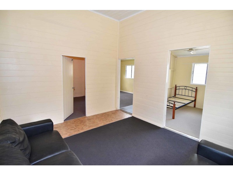 35 High Street, Charters Towers QLD 4820