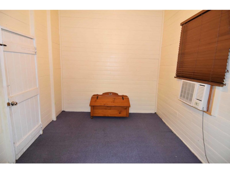 35 High Street, Charters Towers QLD 4820