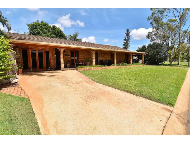 11 Mahoney Street, Charters Towers QLD 4820