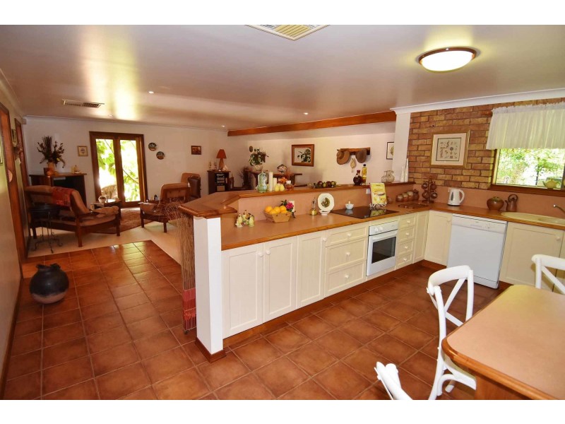 11 Mahoney Street, Charters Towers QLD 4820