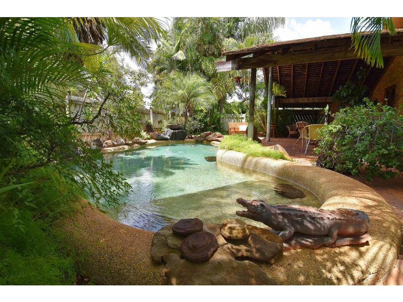 11 Mahoney Street, Charters Towers QLD 4820