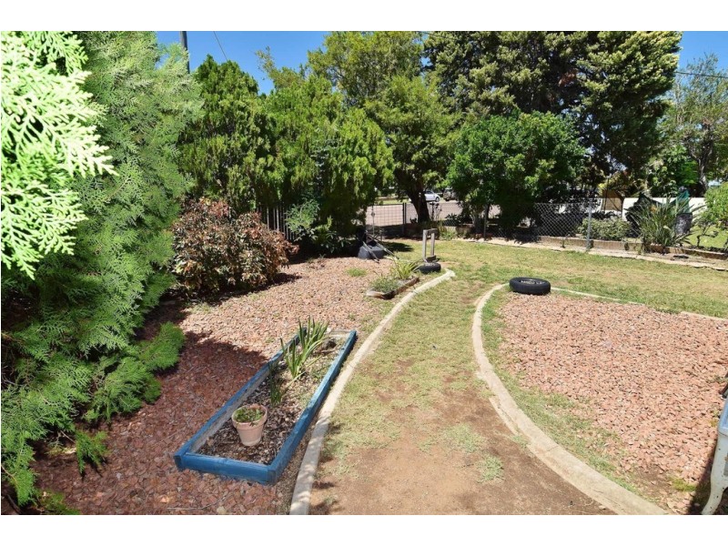 83 Mary Street, Charters Towers QLD 4820