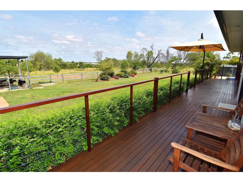 35 Estate Avenue, Toll QLD 4820