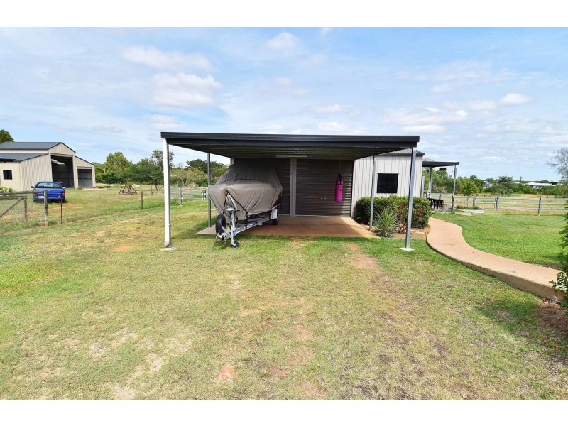 35 Estate Avenue, Toll QLD 4820