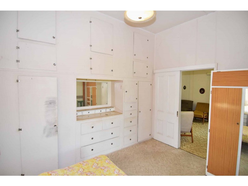 1 Dundee Lane, Charters Towers QLD 4820