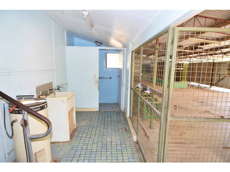 1 Dundee Lane, Charters Towers QLD 4820