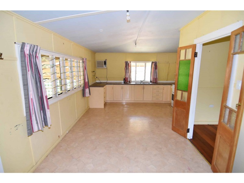 23 Baker Street, Richmond Hill QLD 4820