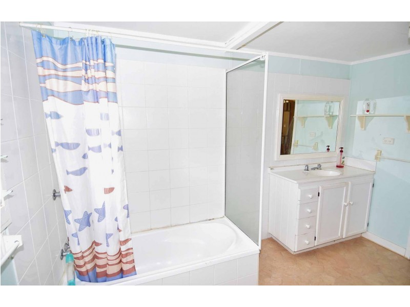 23 Baker Street, Richmond Hill QLD 4820