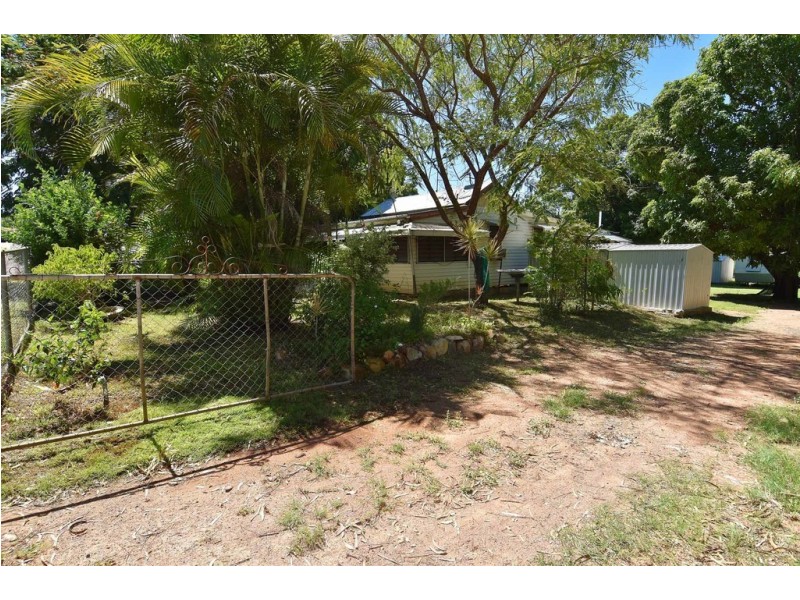 27 Rainbow Road, Charters Towers QLD 4820