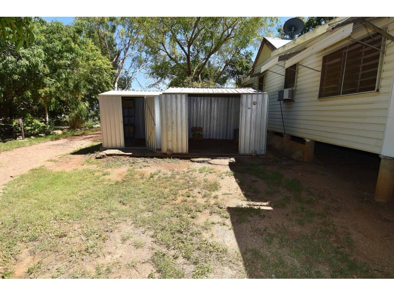 27 Rainbow Road, Charters Towers QLD 4820