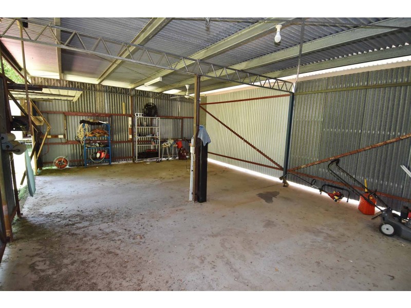 27 Rainbow Road, Charters Towers QLD 4820