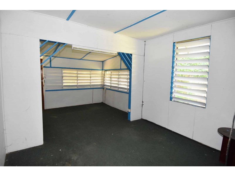 27 Rainbow Road, Charters Towers QLD 4820