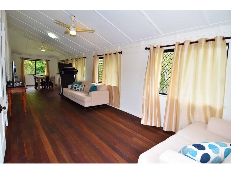 77 Mary Street, Charters Towers QLD 4820