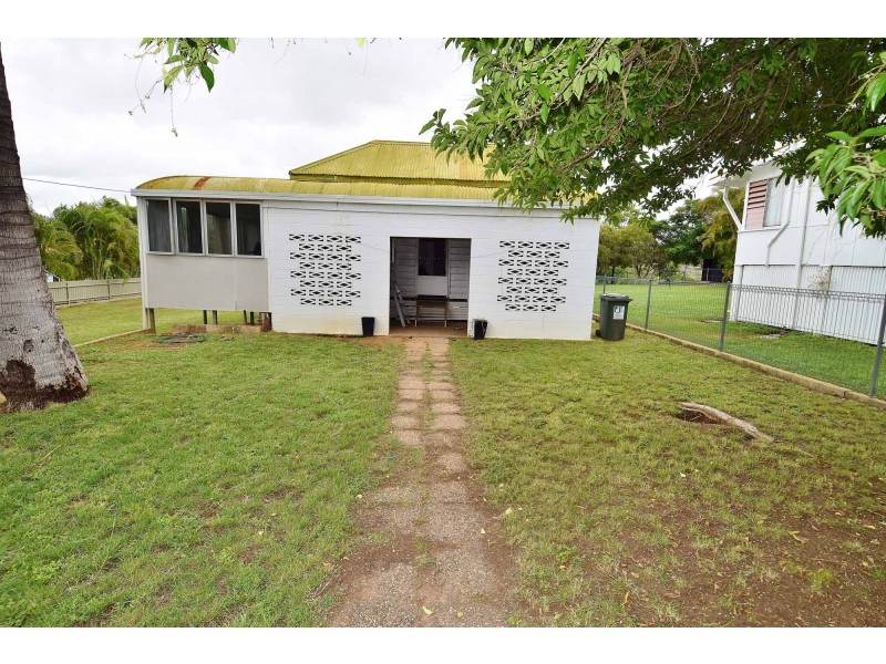 32 Daydawn Road, Charters Towers QLD 4820